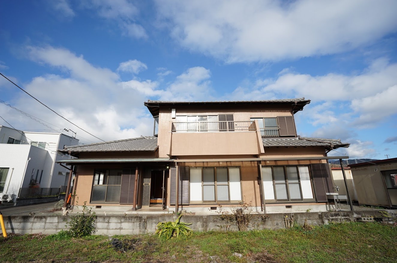 富士市 富士宮市の不動産 住宅 土地 任売 賃貸は株式会社ライフアートへ 富士市 富士宮市の不動産 住宅 土地 任売 賃貸は株式会社ライフアートへ